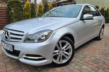 1.8 156 KM AVANTGARDE* LEDy* nawigacja* półskóry