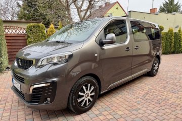 LED, PDC, Carplay, Kamera, 9 osób