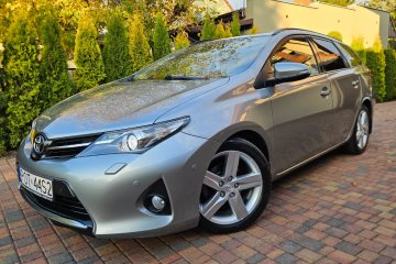 1,6 132 KM* salon Polska* fabryczny lakier* opłaty do 05.2026r* bogata