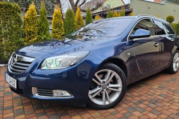 1,6 180 KM* bi-ksenon* nawigacja* półskóry* piękny stan z Niemiec