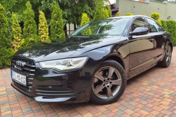 2,0 177 KM* bi-ksenon* Ledy* Alcantara*  nawigacja* PDC*