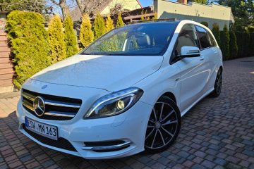 1,6 156 KM* Sport*  biksenony* LEDy* nawigacja* skóry* panorama*